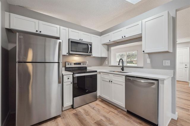 6525 CORAL COVE DRIVE, Orlando, FL 32818