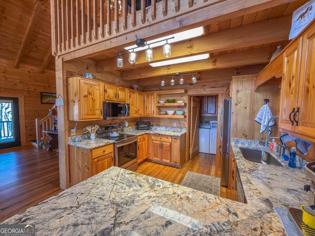 383 Bayberry Lane, Sky Valley, GA 30537