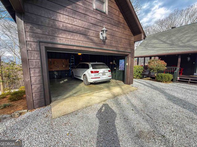 383 Bayberry Lane, Sky Valley, GA 30537