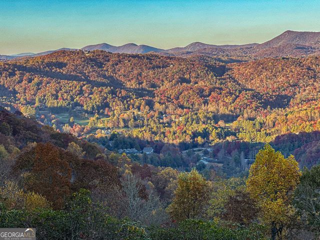 383 Bayberry Lane, Sky Valley, GA 30537
