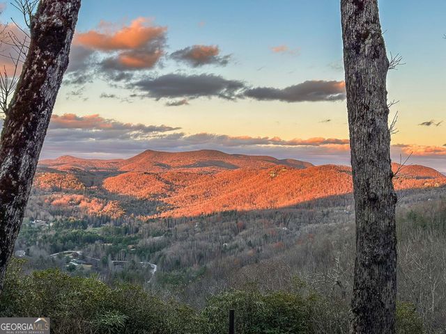 383 Bayberry Lane, Sky Valley, GA 30537