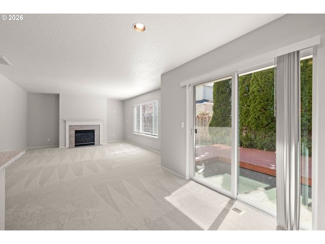 16768 Nw DESERT CANYON Dr, Beaverton, OR 97006