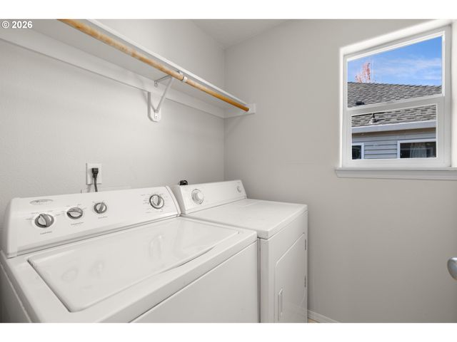 16768 Nw DESERT CANYON Dr, Beaverton, OR 97006