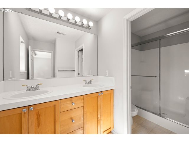 16768 Nw DESERT CANYON Dr, Beaverton, OR 97006