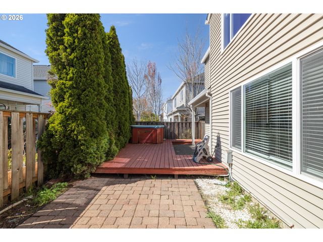 16768 Nw DESERT CANYON Dr, Beaverton, OR 97006