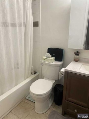 747 Pepperidge Road, Mahwah, NJ 07430