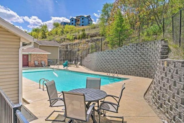 2954 Vineyards Parkway 22-5&6, Branson, MO 65616