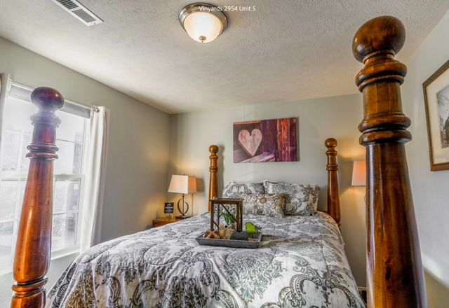 2954 Vineyards Parkway 22-5&6, Branson, MO 65616