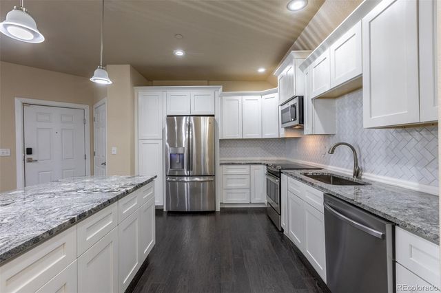 3852 S Dallas Street 107, Aurora, CO 80014