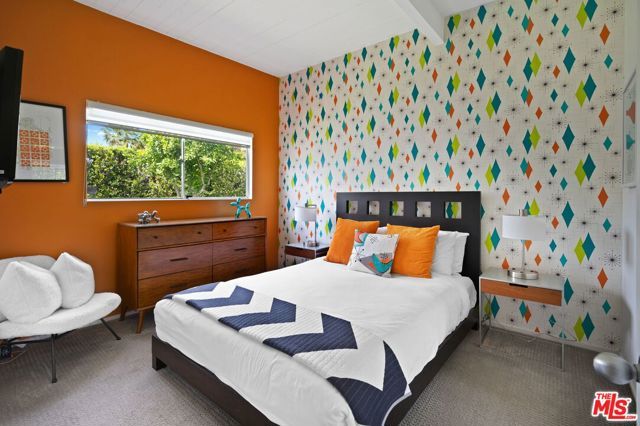 668 N Farrell Drive, Palm Springs, CA 92262