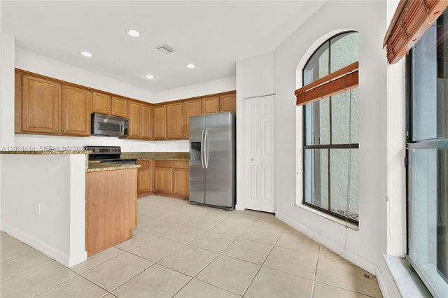 10346 NW 30th Ter 10346, Doral, FL 33172