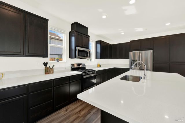 2432 Artisan Way, Fairfield, CA 94533