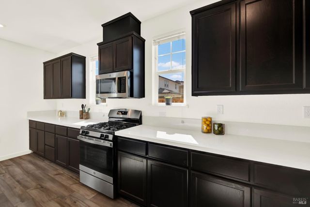 2432 Artisan Way, Fairfield, CA 94533