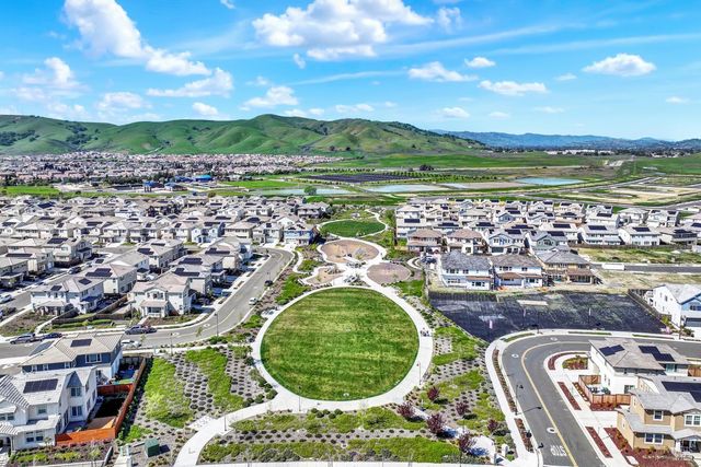 2432 Artisan Way, Fairfield, CA 94533