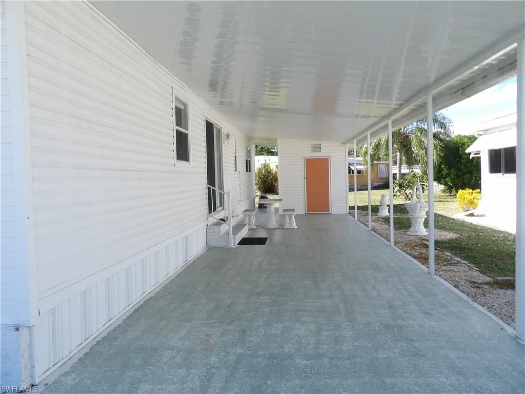 301 Twig CT N, NORTH FORT MYERS, FL 33917 — photo 2