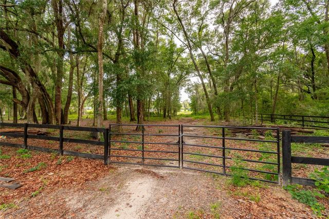 2735 NE 127TH PLACE, Anthony, FL 32617