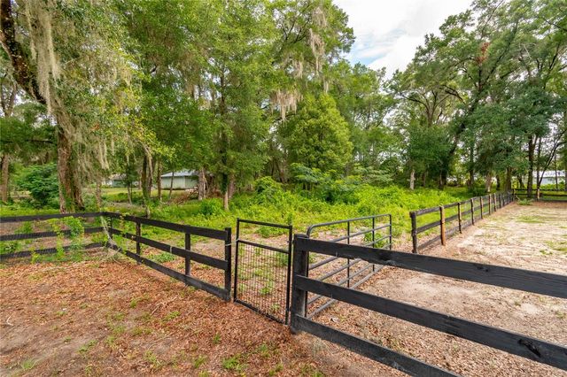 2735 NE 127TH PLACE, Anthony, FL 32617