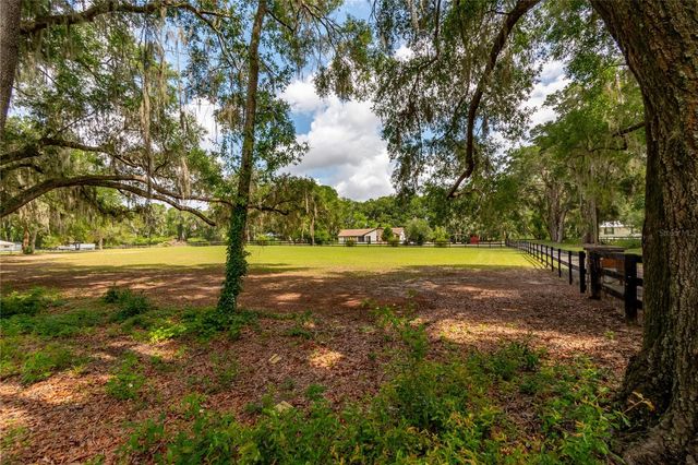 2735 NE 127TH PLACE, Anthony, FL 32617