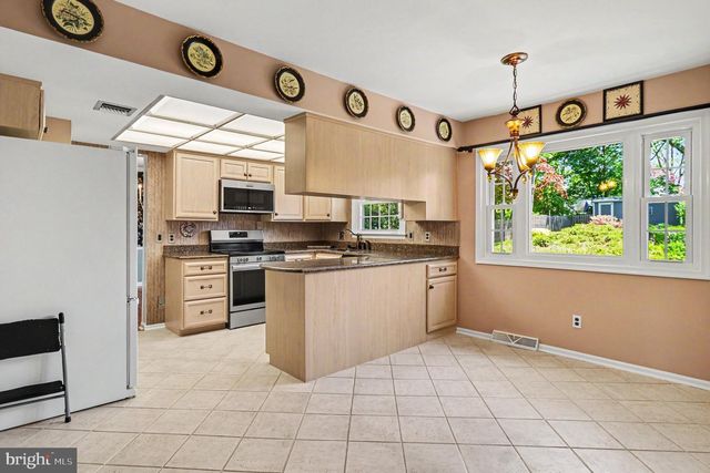 1411 MALCOLM DR, Dresher, PA 19025