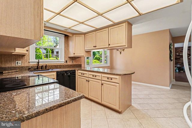 1411 MALCOLM DR, Dresher, PA 19025