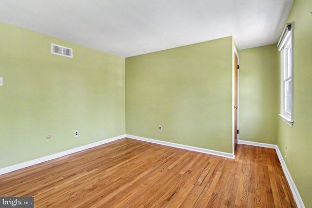 1411 MALCOLM DR, Dresher, PA 19025