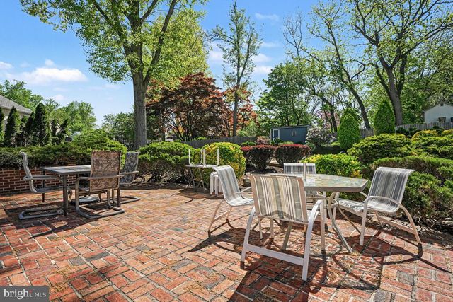 1411 MALCOLM DR, Dresher, PA 19025
