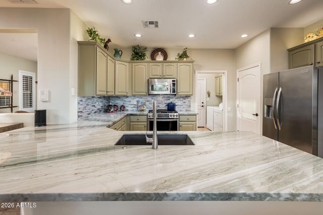 23219 N HANK RAYMOND Drive, Sun City West, AZ 85375