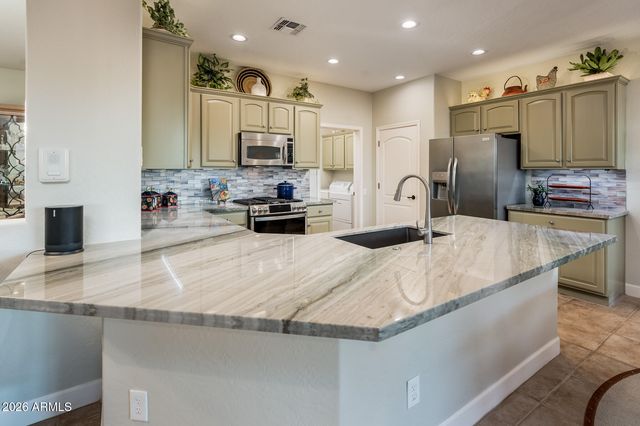 23219 N HANK RAYMOND Drive, Sun City West, AZ 85375