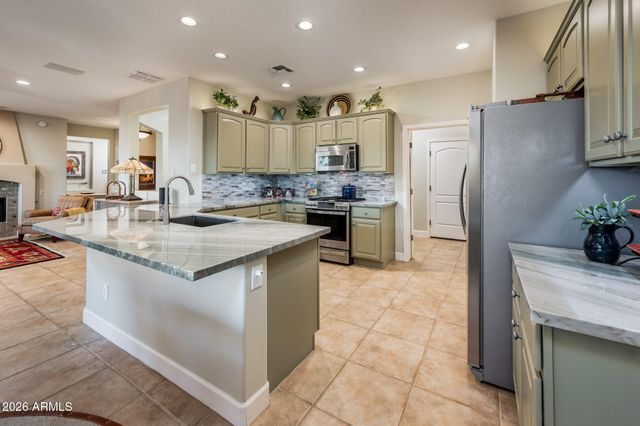 23219 N HANK RAYMOND Drive, Sun City West, AZ 85375