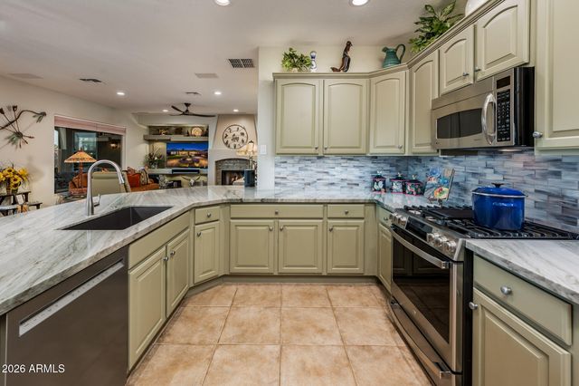 23219 N HANK RAYMOND Drive, Sun City West, AZ 85375