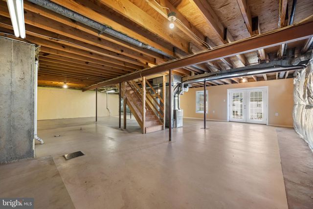 1110 FRANCIS AVE, Baltimore, MD 21227