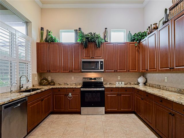 1781 Belmont Circle SW, Vero Beach, FL 32968