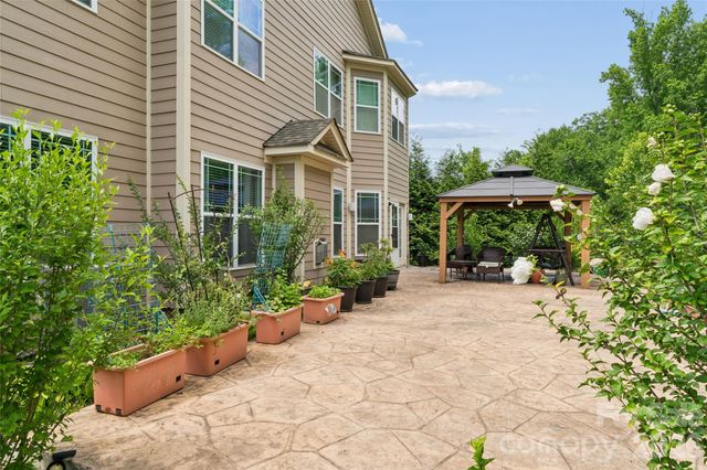 1345 Sandy Bottom Drive NW, Concord, NC 28027