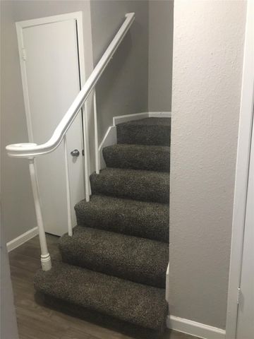 6200 W Tidwell Road 2102, Houston, TX 77092