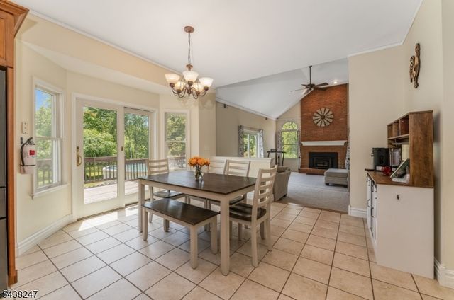 2 General Morgan Ln, Lebanon Twp., NJ 08826