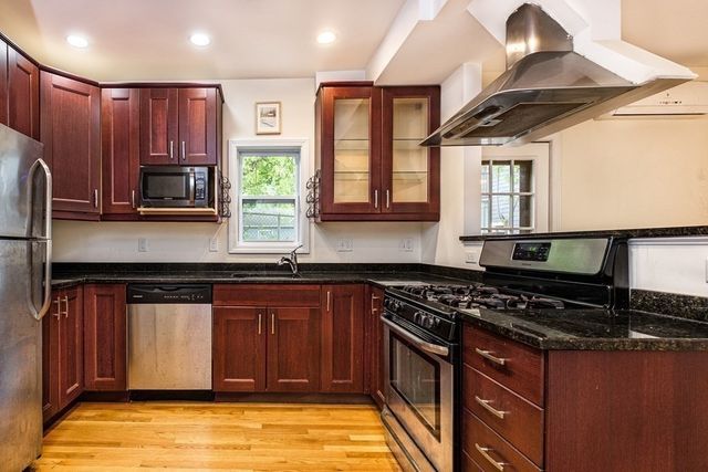 63 Mozart St R, Boston, MA 02130