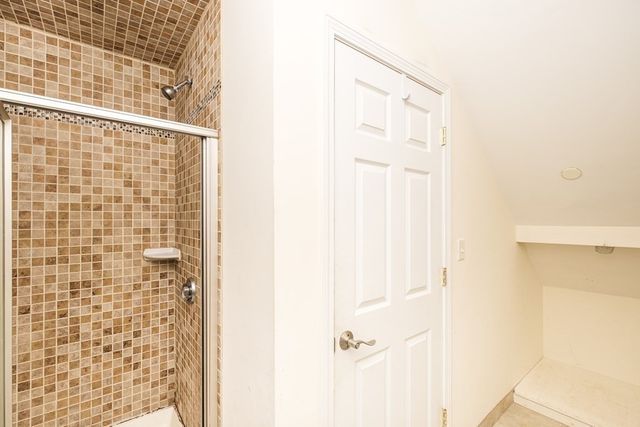 63 Mozart St R, Boston, MA 02130