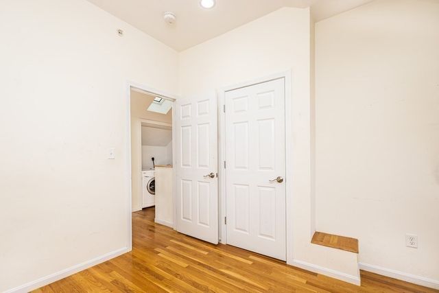 63 Mozart St R, Boston, MA 02130