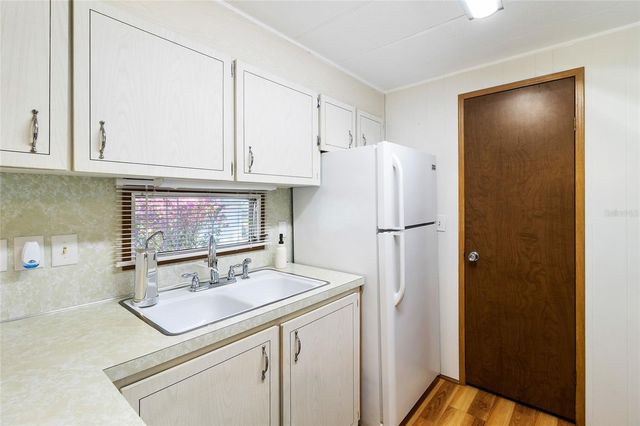 4550 OLIVE DRIVE, Zephyrhills, FL 33542