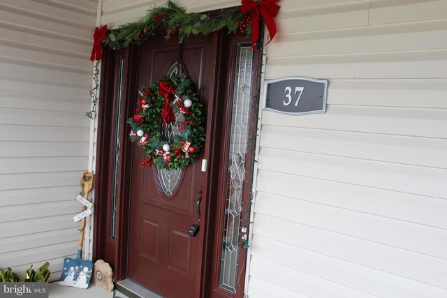 37 W CREEK RUN LOOP, Fort Ashby, WV 26719