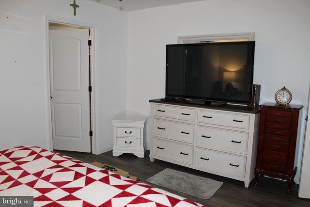 37 W CREEK RUN LOOP, Fort Ashby, WV 26719