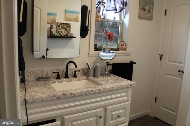 37 W CREEK RUN LOOP, Fort Ashby, WV 26719