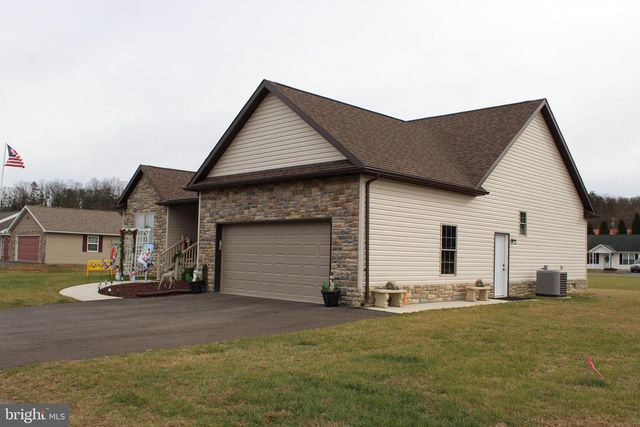 37 W CREEK RUN LOOP, Fort Ashby, WV 26719