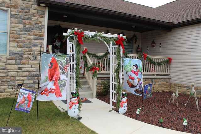 37 W CREEK RUN LOOP, Fort Ashby, WV 26719