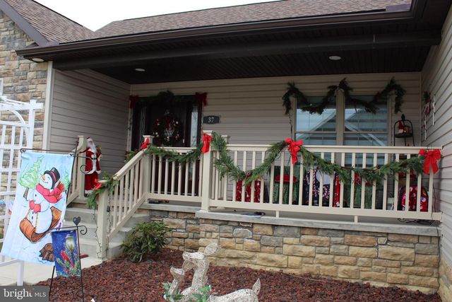 37 W CREEK RUN LOOP, Fort Ashby, WV 26719