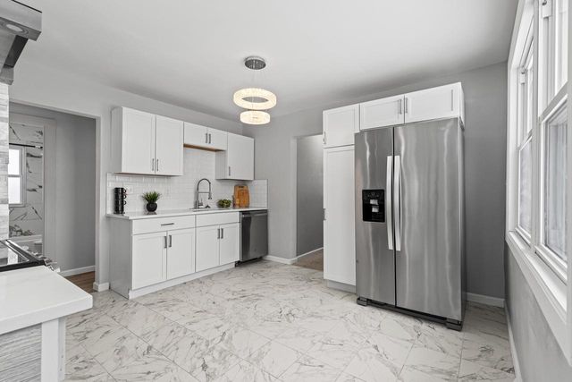 4732 N 56th STREET, Milwaukee, WI 53218