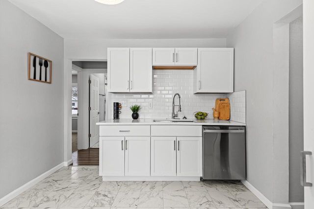 4732 N 56th STREET, Milwaukee, WI 53218