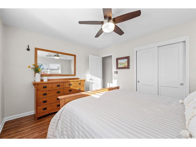 841 E Oakwood Ave, Centennial, CO 80121