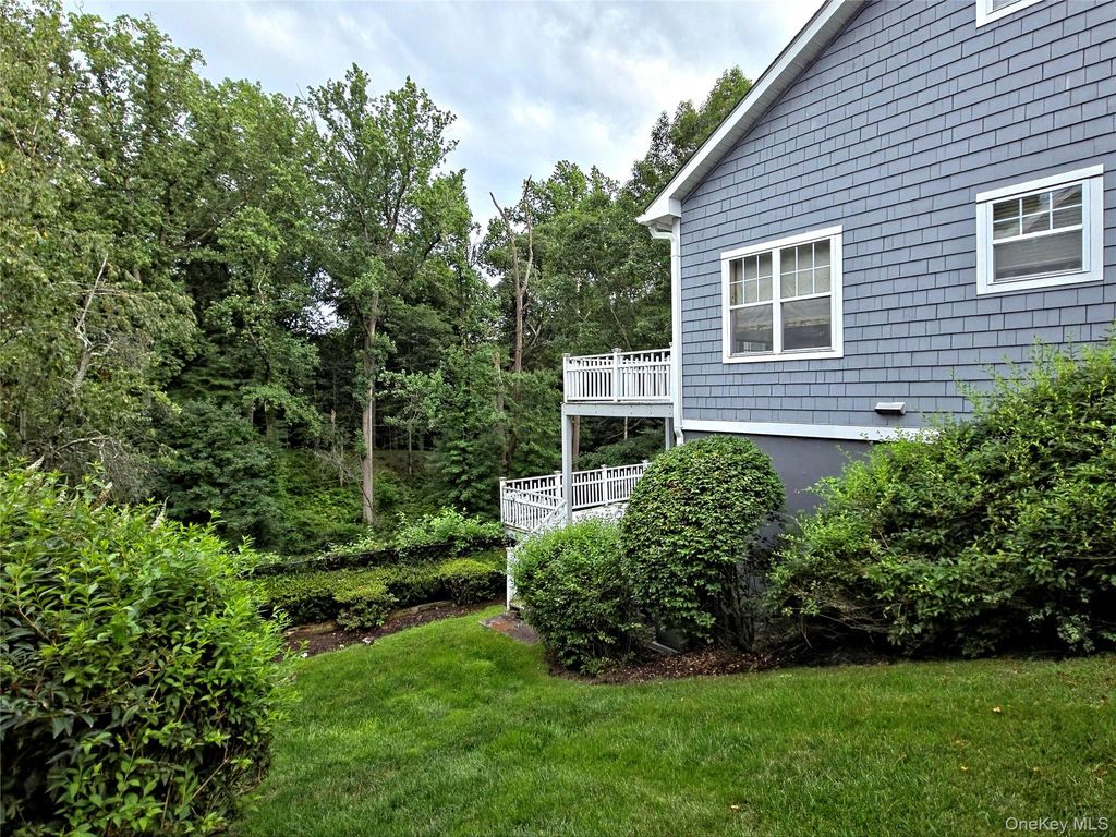 33 Mystic Drive, Ossining, NY 10562 — photo 3