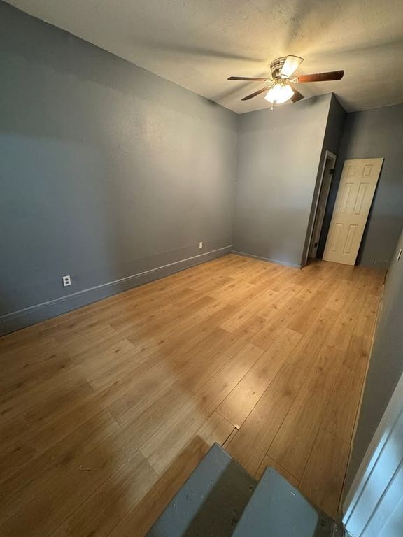 Image 5 of property listing at 318 Montague Avenue, San Angelo, TX 76905